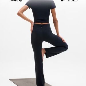 Athleta Elation straight leg Yoga Pants dark blue size large